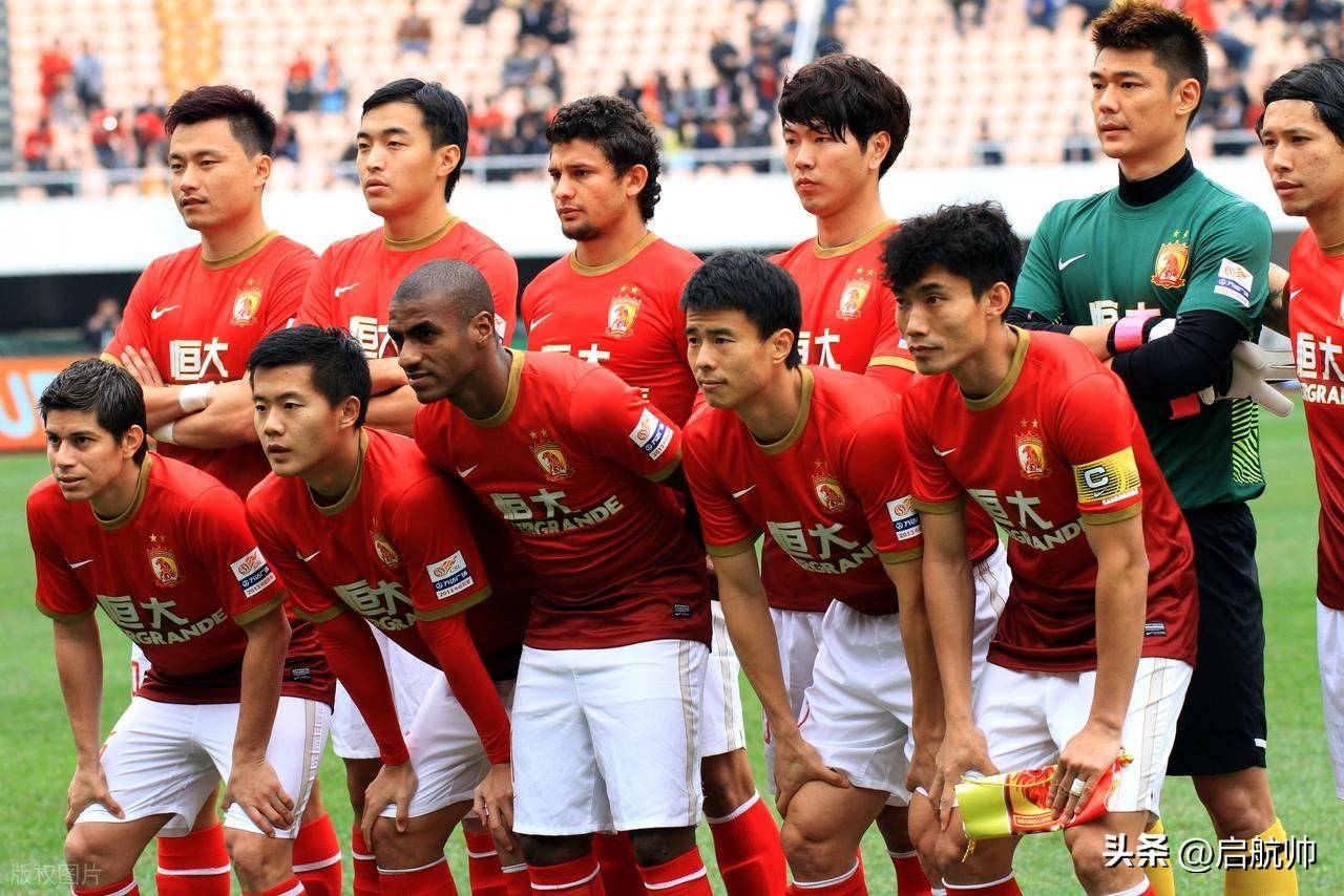 乐鱼真人体育娱乐-关于冯潇霆回忆首次参加世俱杯：被拜仁揍得不行了的信息